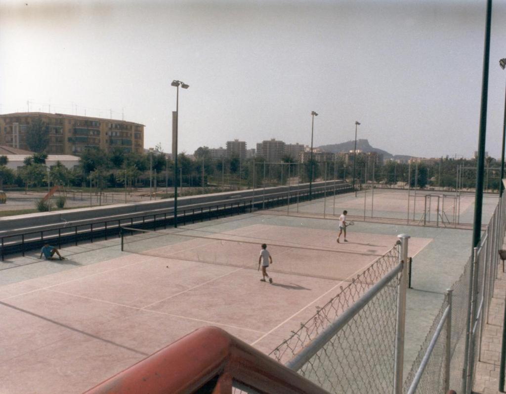 27-3- Комната С Балконом В Квартире Аликанте Для 5 Человек Alicante Buitenkant foto